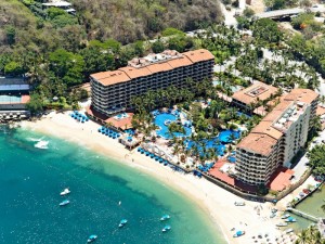 puerto-vallarta-barcelo-hotels-building-beach-views21-9209